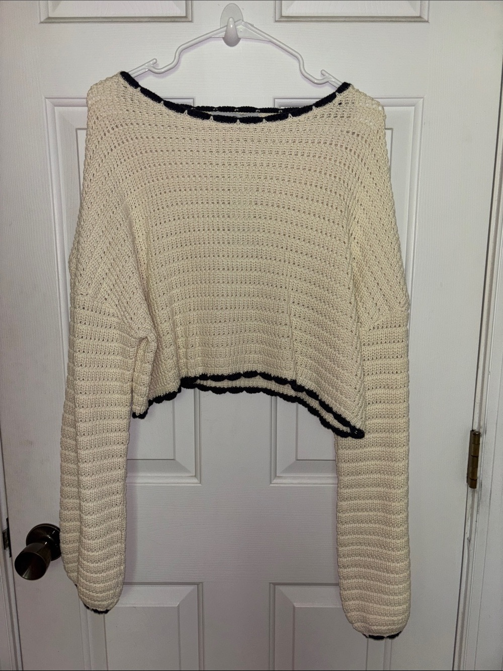 Grey Bandit Cream Cropped Knit Sweater with Black Trim